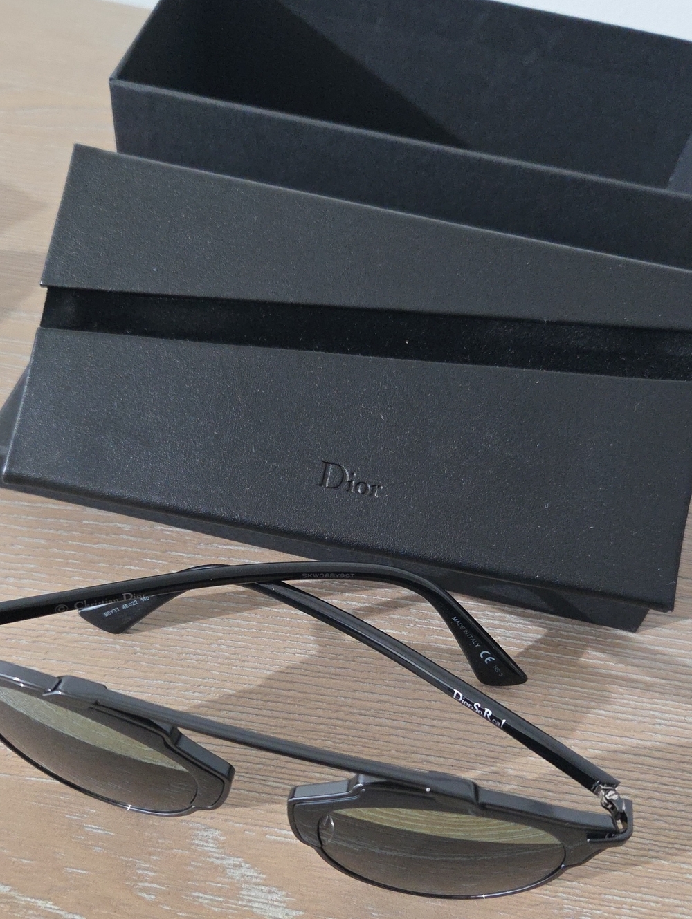 Dior SO REAL Sunglasses in GOLD - Picture 6 of 6